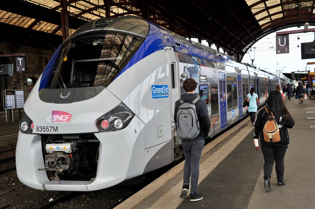Deux trains par heure circuleront sur la ligne Strasbourg-Colmar-Mulhouse EuroAirport. © Stadler Région Grand Est 