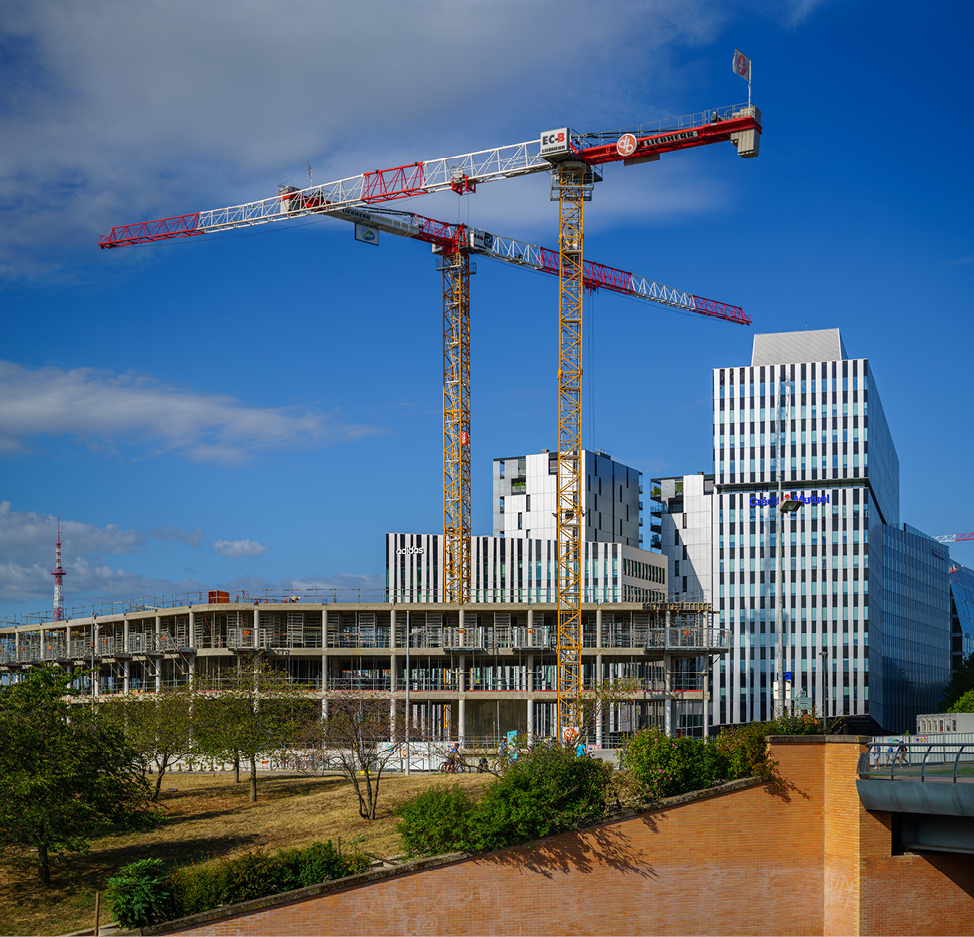 Dans le quartier d'affaires Archipel à Strasbourg, le Crédit Mutuel  et la Caisse d'Epargne ont renoncé à construire leur tour.© 128 dB