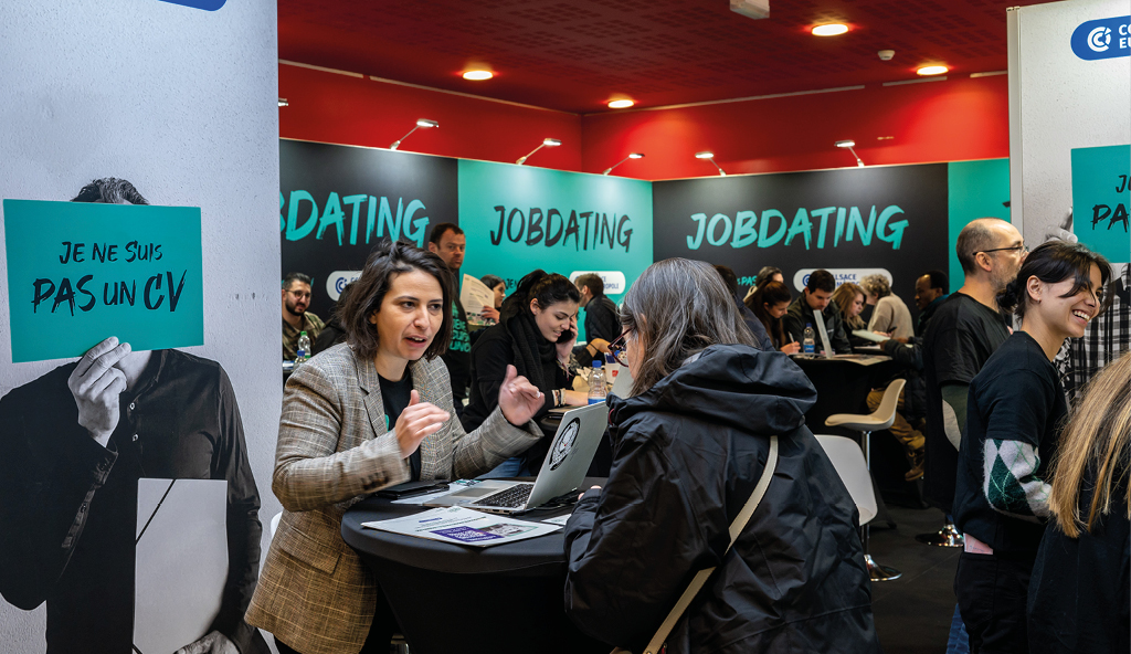 Le job dating sans CV du Salon Formation Emploi Alsace de Colmar a réuni une quinzaine d’entreprises et 300 candidats. © DR